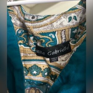 Lightweight Medium Dress with Unique Pattern